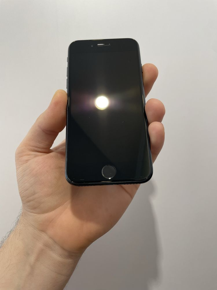 iPhone SE 3 iCloud lock екран ідеал камера модуль корпус