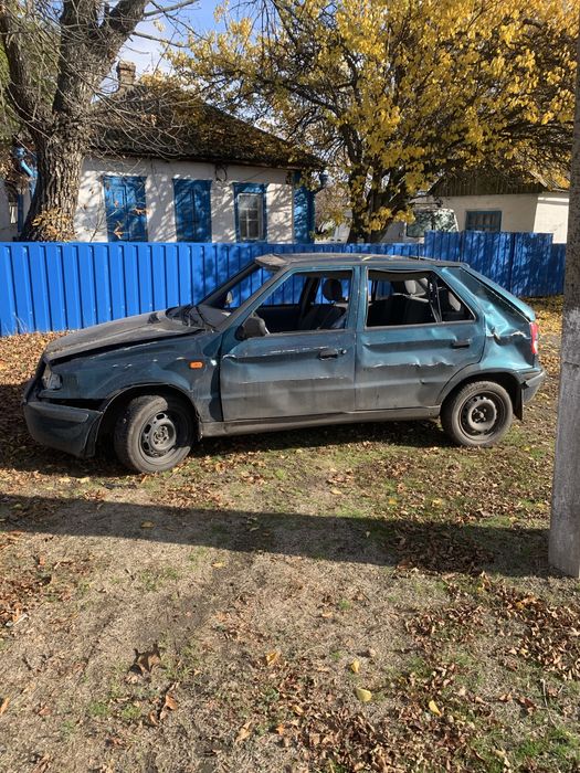 Продам шкода филицы на запчасти  с документами