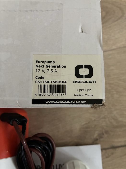 Automatyczna pompa zęzowa Europump Next Gen G2000 12V