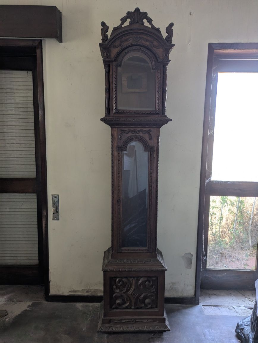 Caixa de relógio de sala