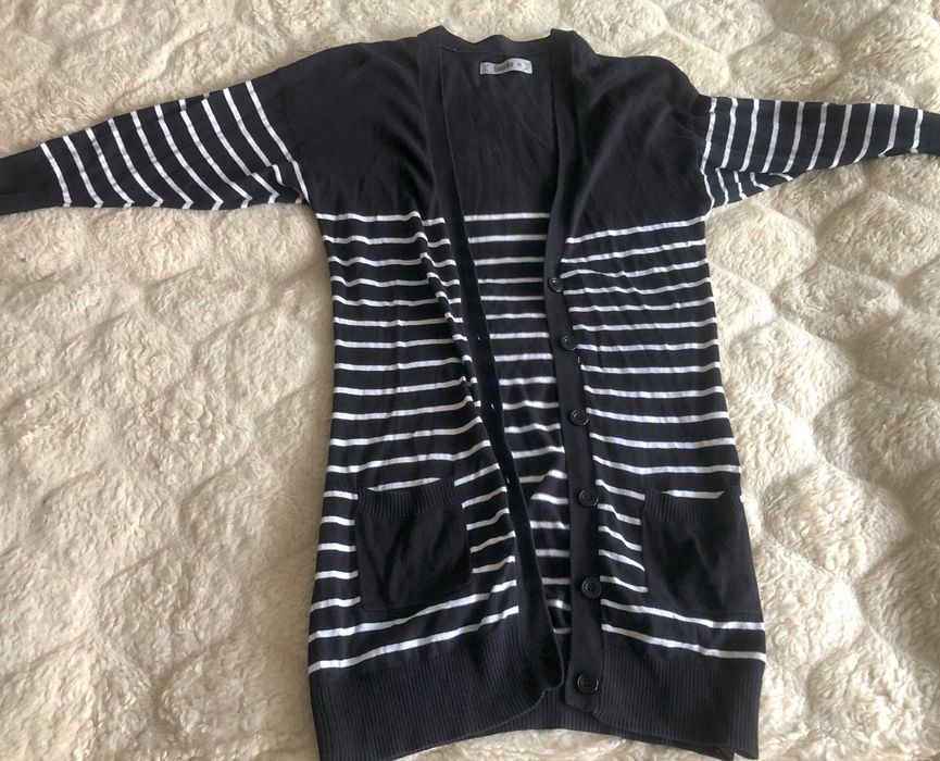 Lekki, fajny sweterek