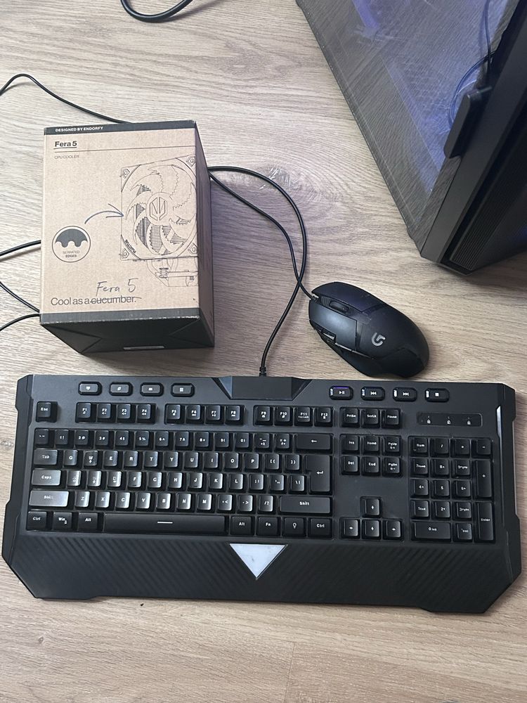Komputer PC gamingowy