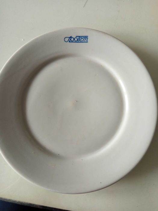 Sprzedam talerzyk deserowy Spolem