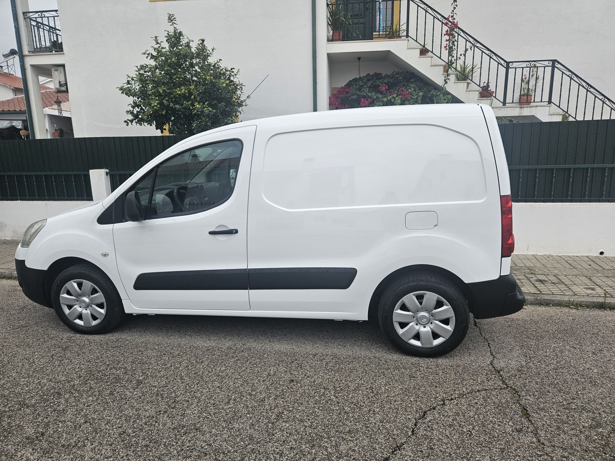 Citroen berlingo 1.6hdi 3 lugares