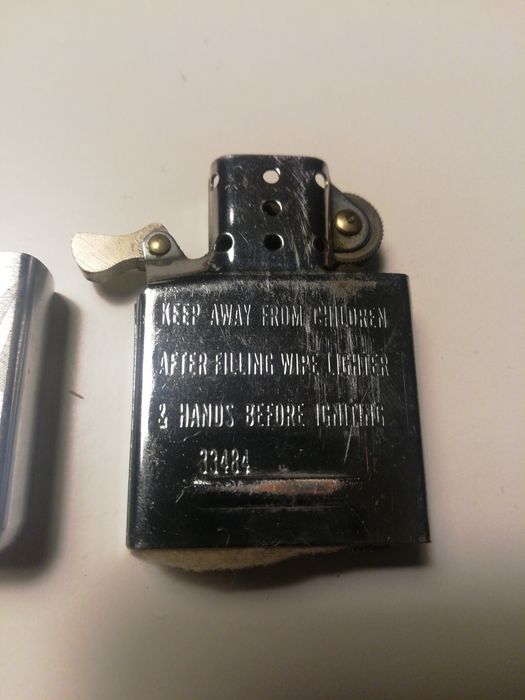 Sprzedam zapalniczkę  Bacardi