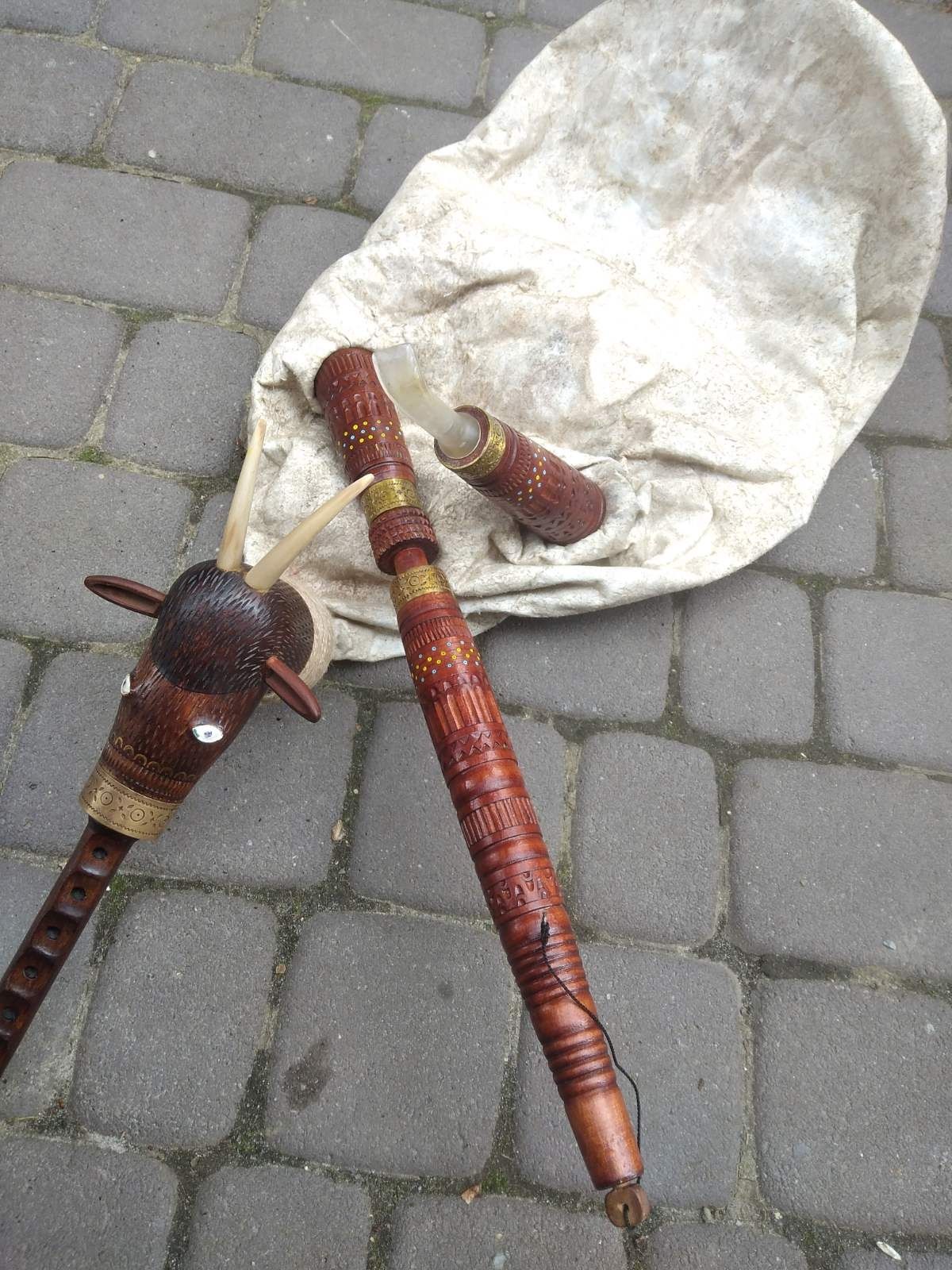 Волинка, коза, гуцульський народний музичний інструмент