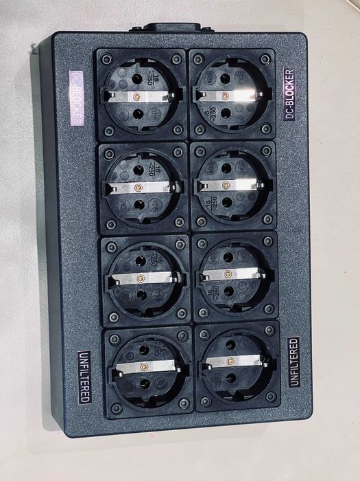 Listwa zasilająca Tomanek TAP8