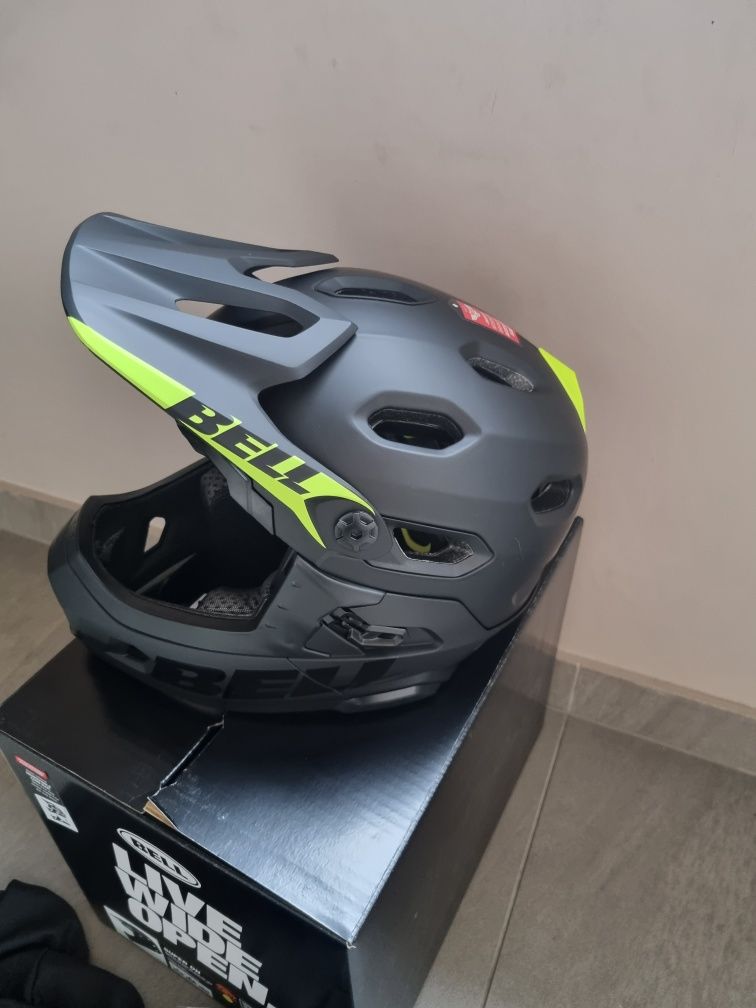 Kask bell super dh