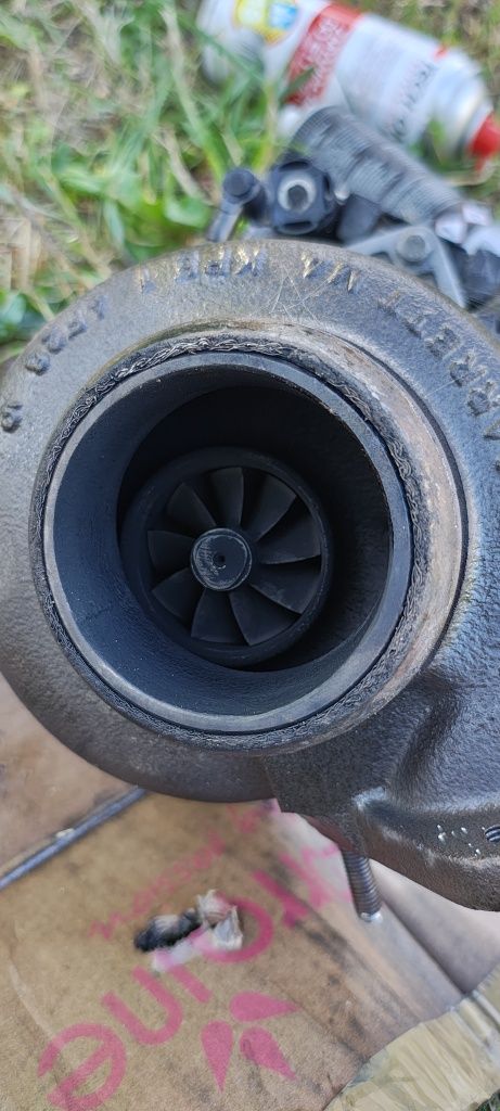 Turbina turbosprężarka Mercedes E klasa 3.2 CDI 204km