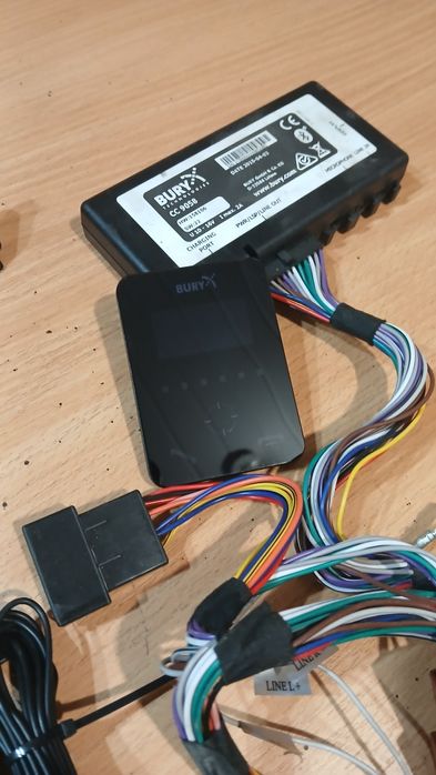 Zestaw głośnomówiący Bury CC 9058