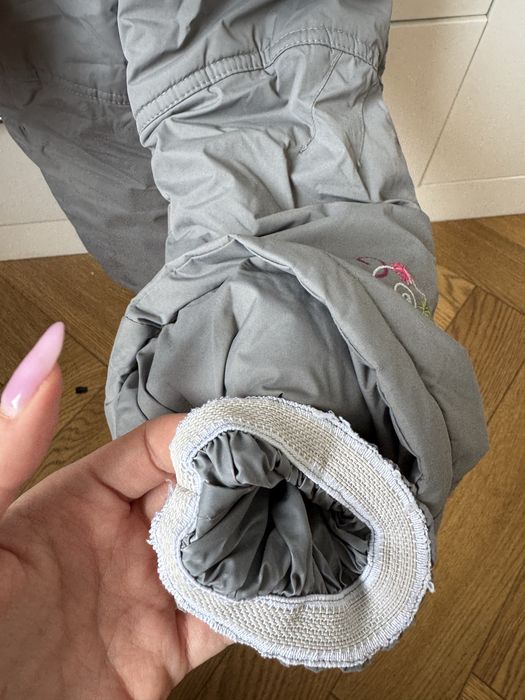 Zimowy komplet dla dziewczynki kurtka różowa i kombinezon Rozmiar 98