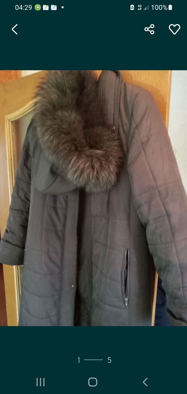 Пальто и плащ женский 48 --50 размер.