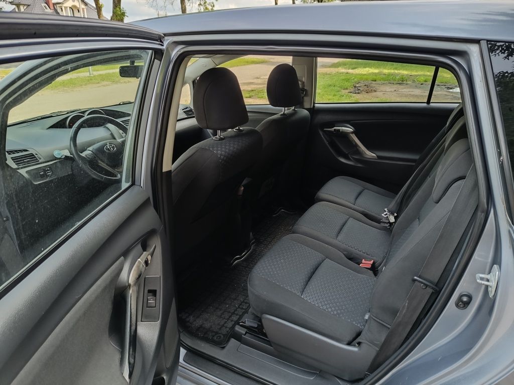 Ładna Toyota Corolla Verso 2.0D Super Stan