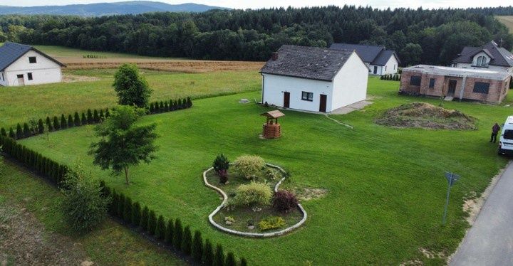 Działka budowlana z domem