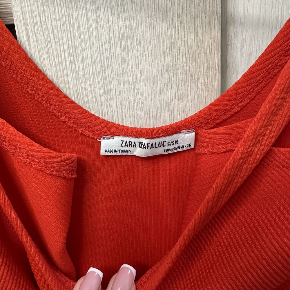 Боді в рубчик ZARA (розмір XS-S)