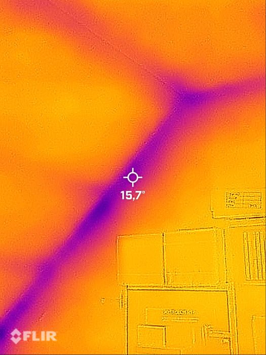 Izolacja Wełną celulozową. Wdmuchiwanie Naprawa  Docieplanie Skosów