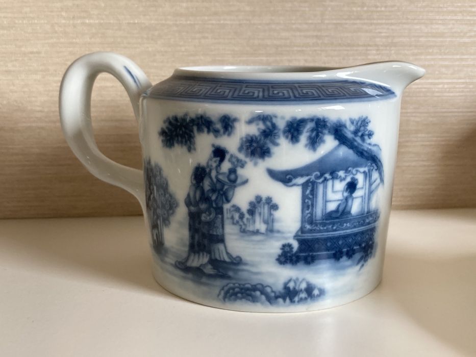 Vista Alegre Kasumi- Serviço de café