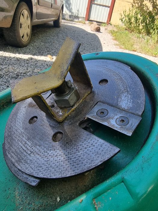 Щепоріз, подрібнювач гілок садовий / щепорез, измельчитель веток