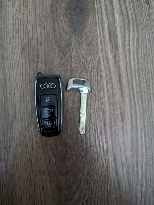 Продам Ключ от audi