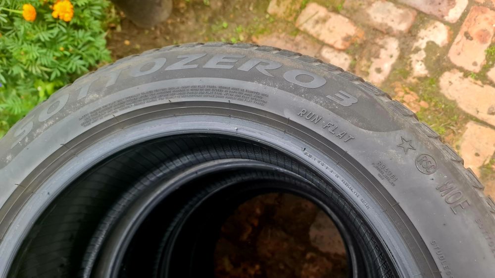 Opony zimowe Pirelli Sottozero 3 225/55R17 Runflat MOE komplet zima