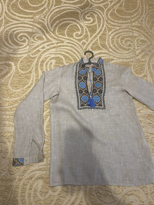 Вишиванка на хлопчика, льон