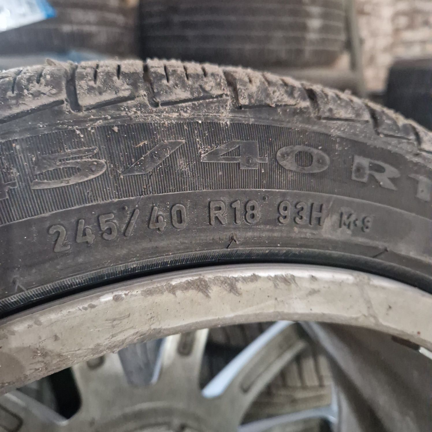 Диски з резиною r18 оригінал