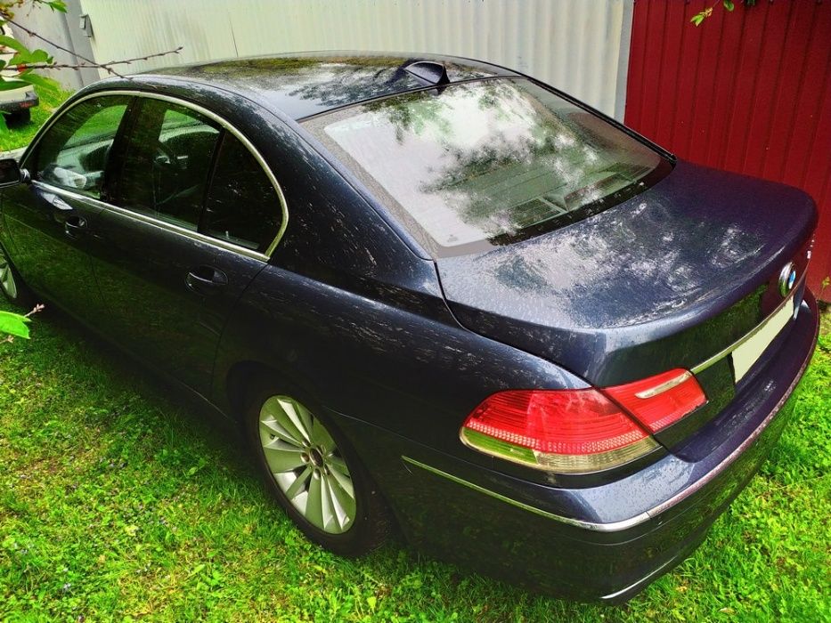 BMW 760 E65 V12 2003