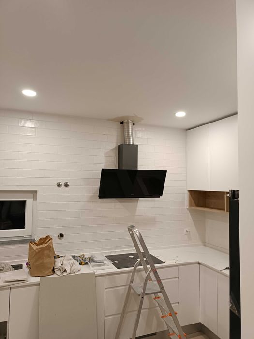 Serviço de Remodelação, Pintura, Reforma, Ladrilho, Pedreiro
