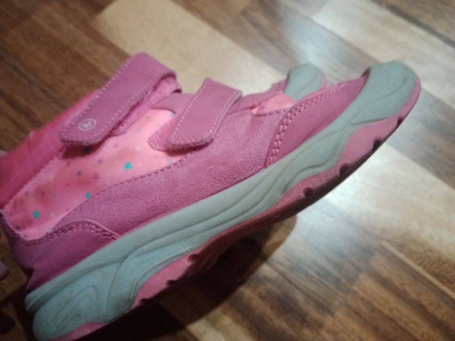 Buty jesienne róż