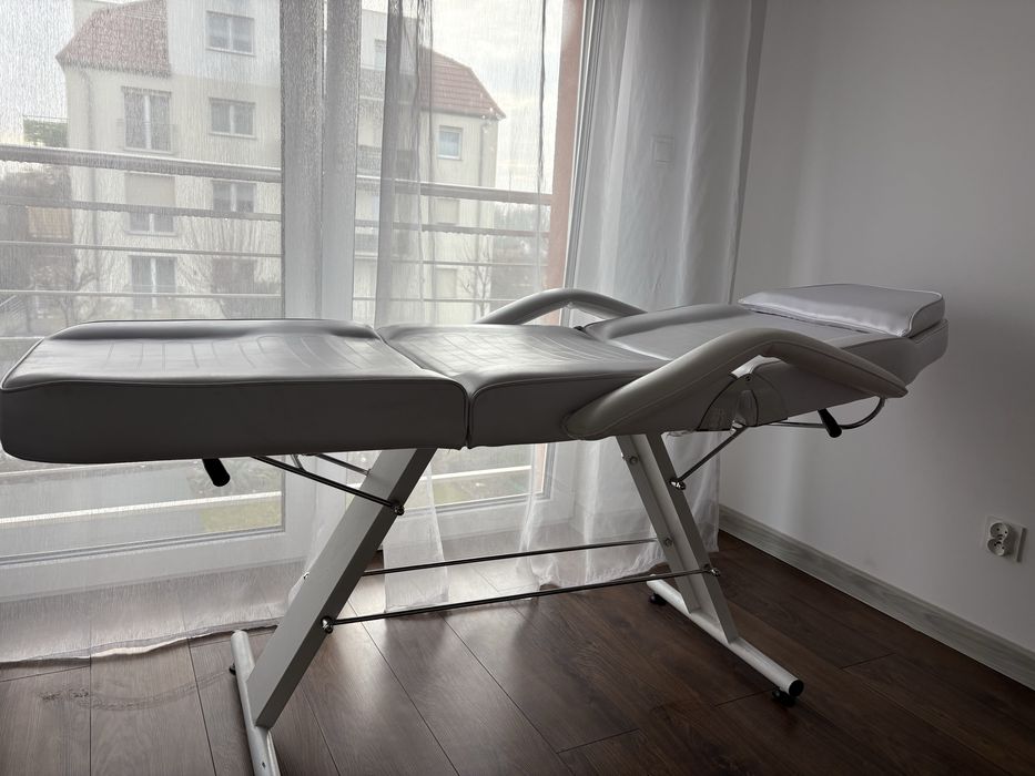 Łóżko do masażu/ rzęs