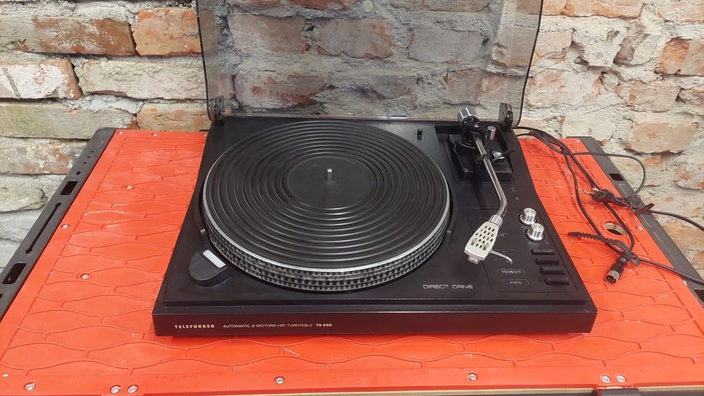 Gramofon telefunken ts 950 wysoki model