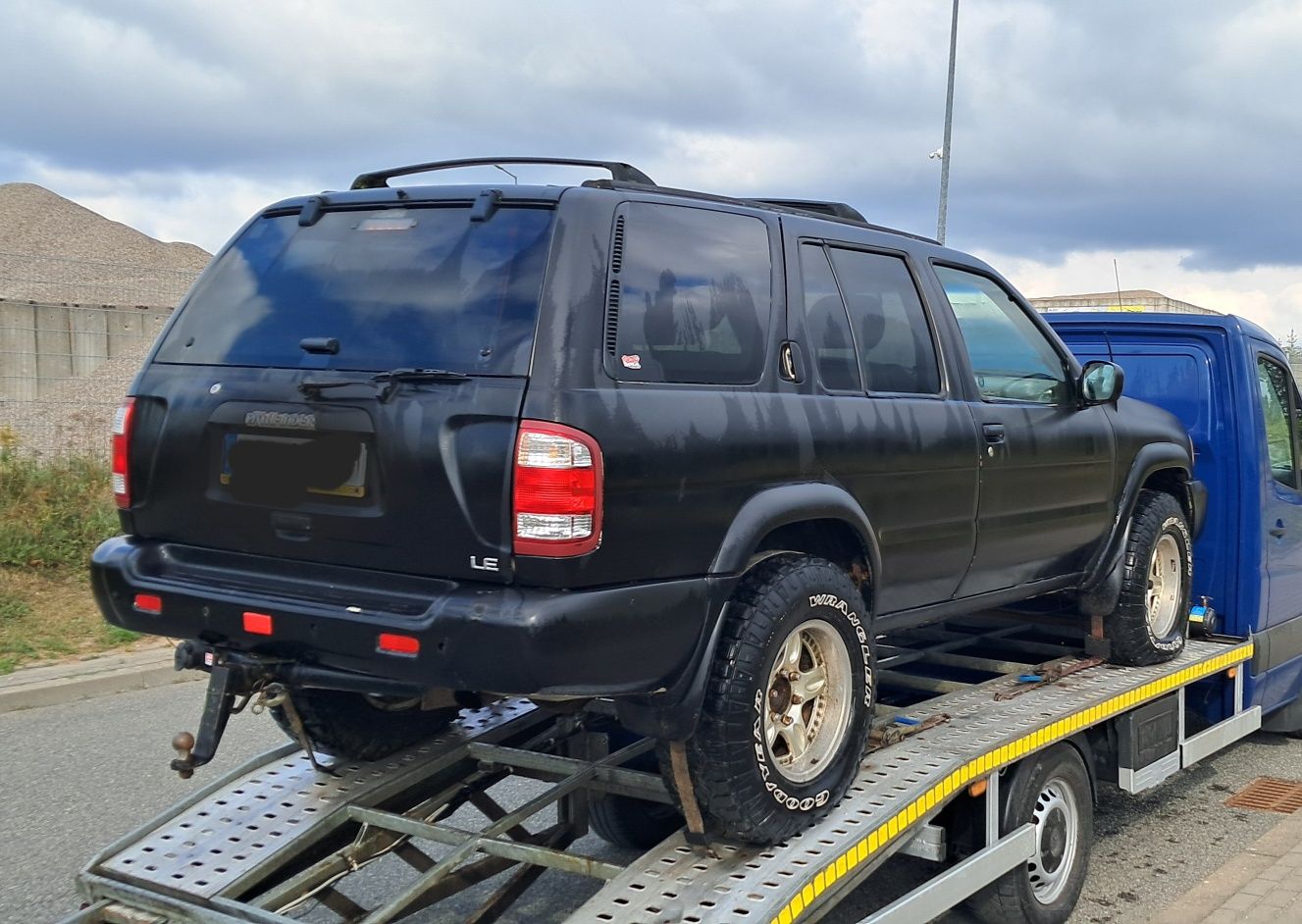 Nissan pathfinder 3.3 v6  - CZĘSCI