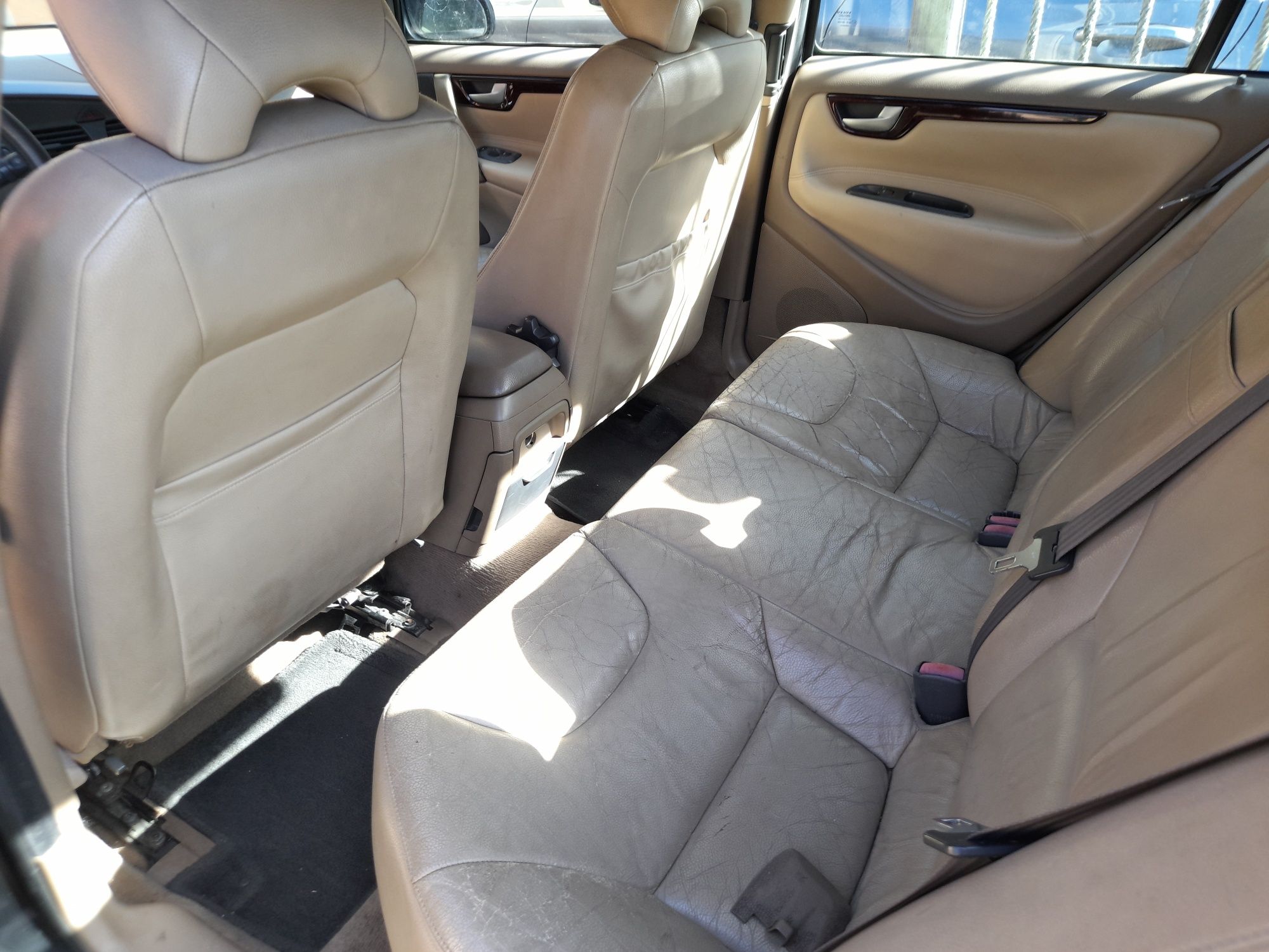 Peças Volvo S60 Gasolina 250cv de 2002