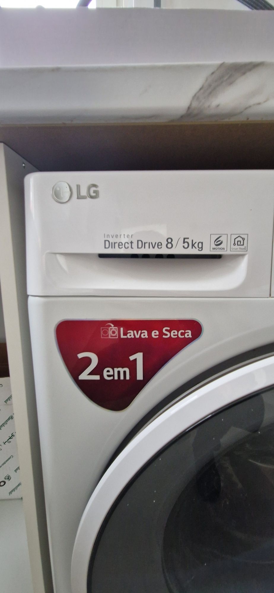 Máquina lavar e secar  roupa LG F4J6TM0W