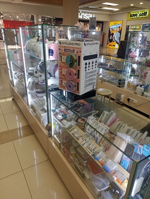 Продам готовый бизнес, 2000$островок, все для маникюра