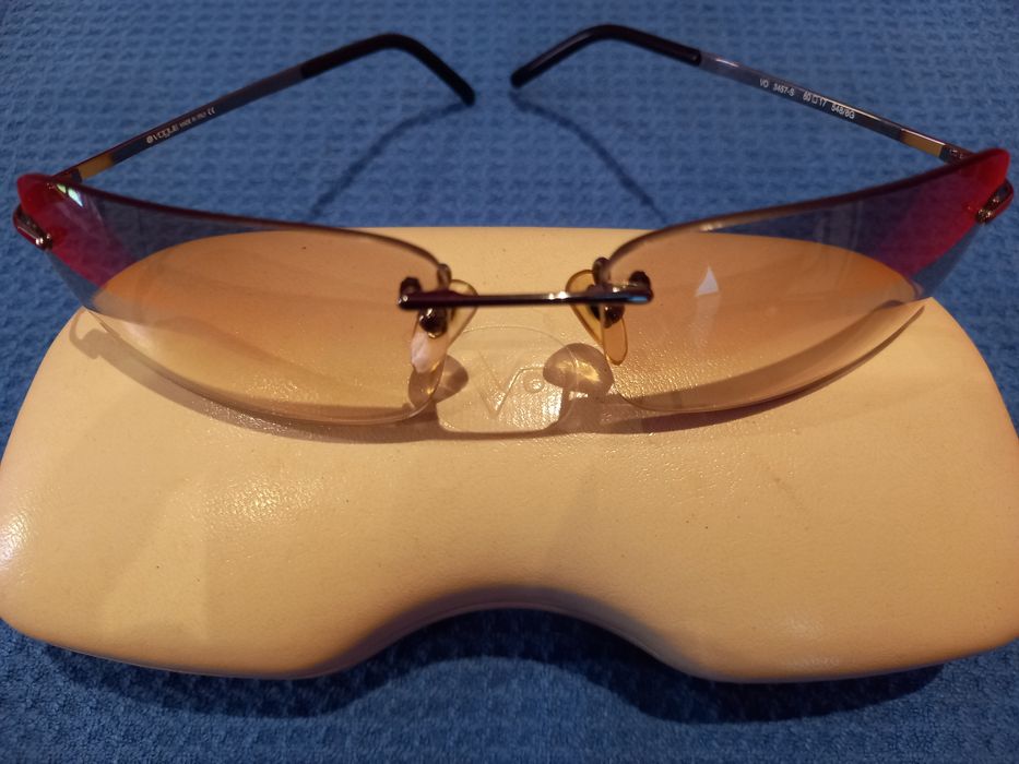 Óculos Carolina Herrera e Vogue