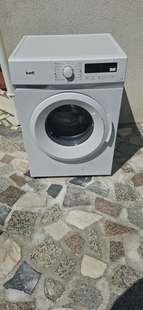 Máquina de Lavar Roupa KUNFT KWM8809 (8 kg - 1400 rpm - Branco)