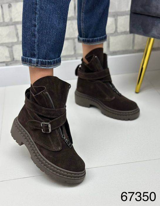 Жіночі шкіряні демісезонні черевики в кольорах