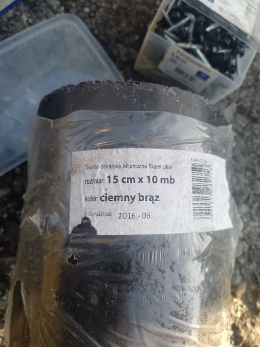 Taśma dekarska wkręty dekarskie