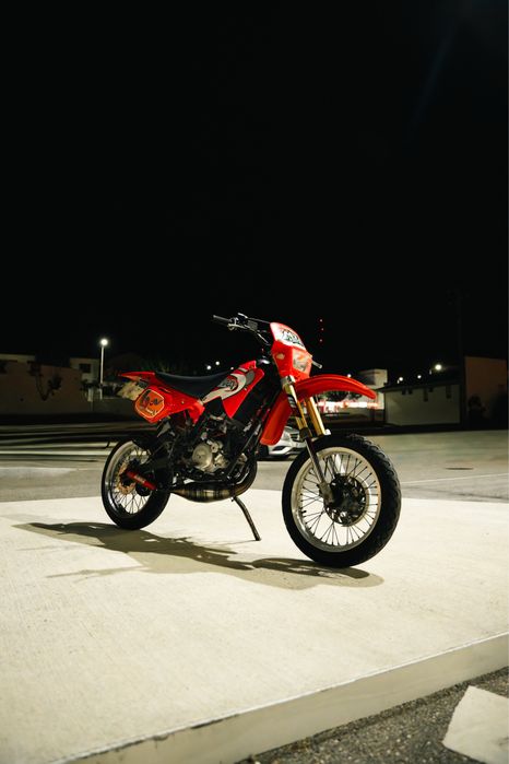 Vendo mota 50cc motor am6
