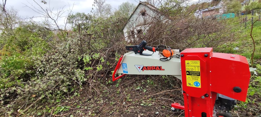 Подрібнювача гілок, оренда подрібнювач гілок, подрібнення гілок, чист