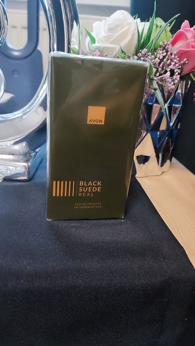 Nowa woda toaletowa Black Suede Real 100 ml dla Niego od Avon