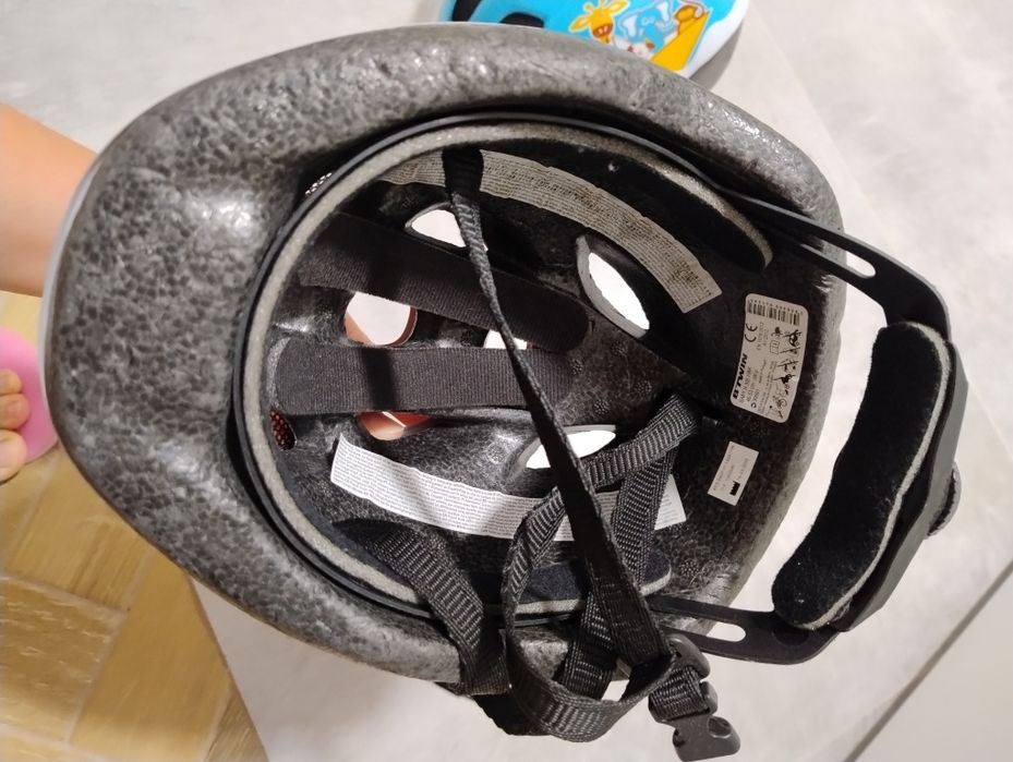 Kask dziecięcy Decathlon xs