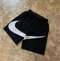 Продам шорти Nike Big Swoosh!