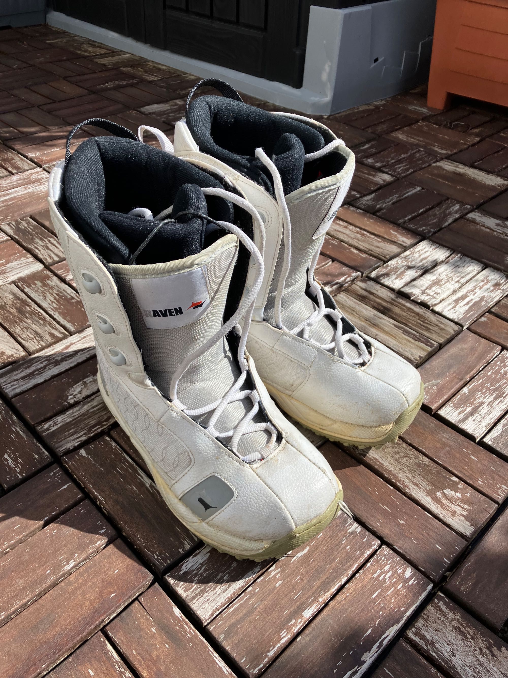 Buty snowboardowe Ravel Pearl, rozmiar 37.5, stan dobry