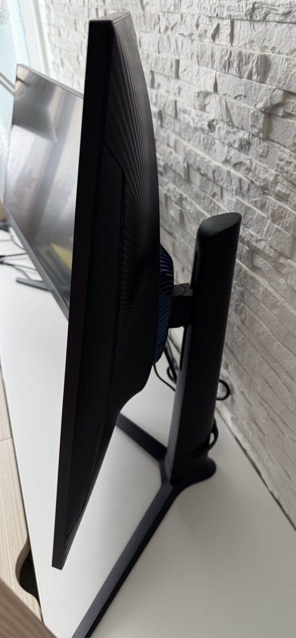 Monitor Samsung Odyssey G3 24" Full HD VA 144Hz 1ms
