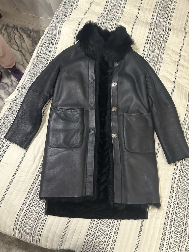 Продам женскую дубленку