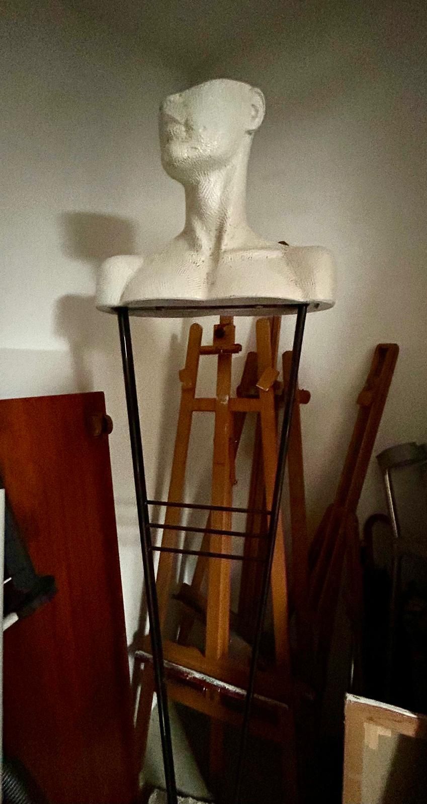 Busto Masculino Vintage 80's