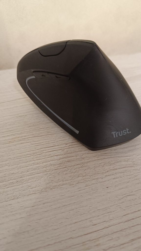 Мишка Trust Verto Wireless Ergonomic Black (