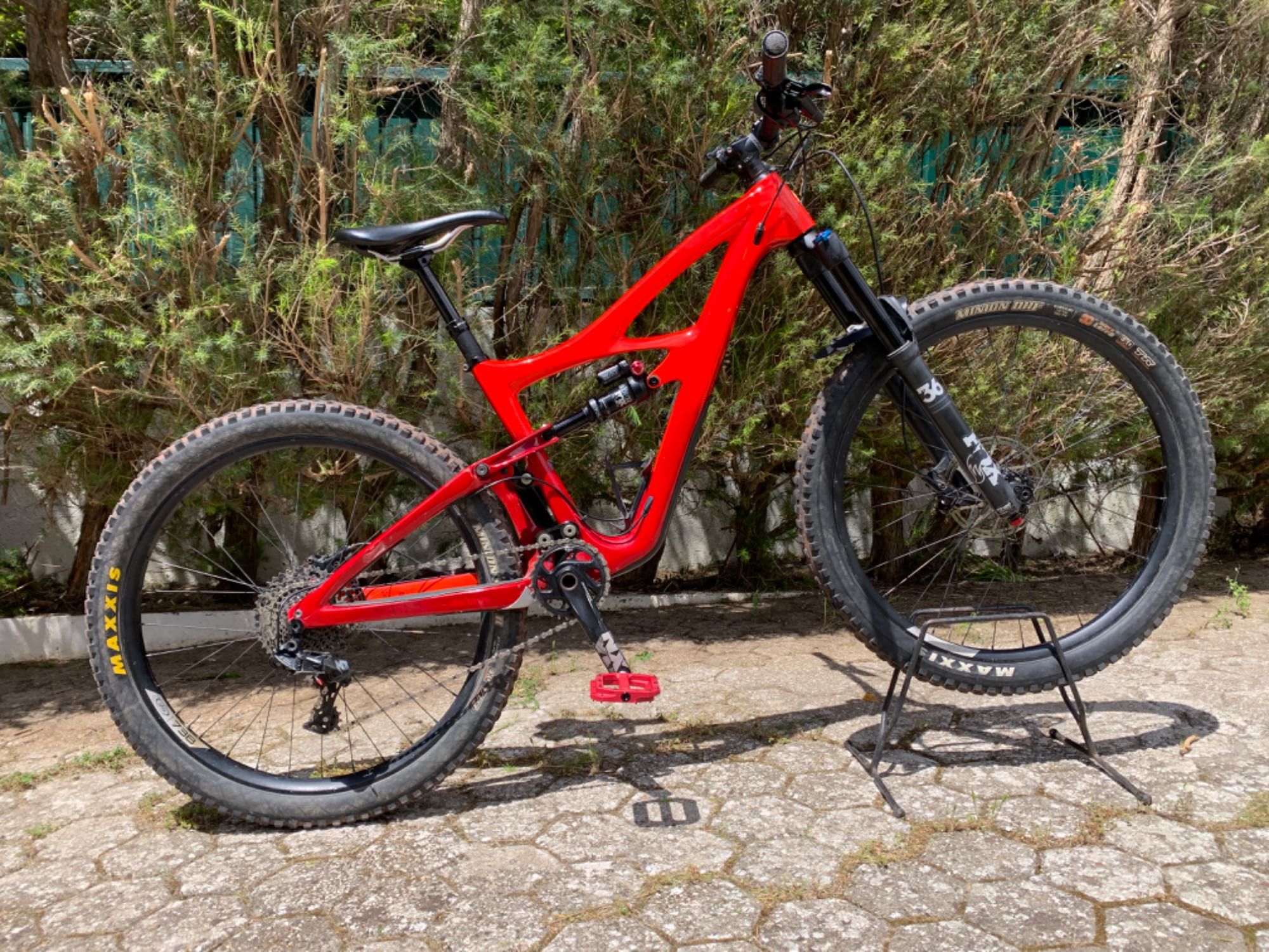 Bicicleta btt IBIS MOJO HD4  carbono.